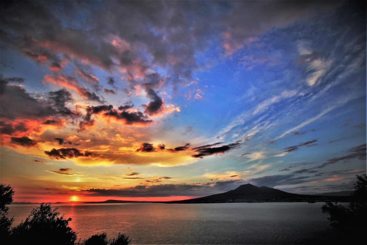 Hotel Lucia Castellammare di Stabia Exterior foto